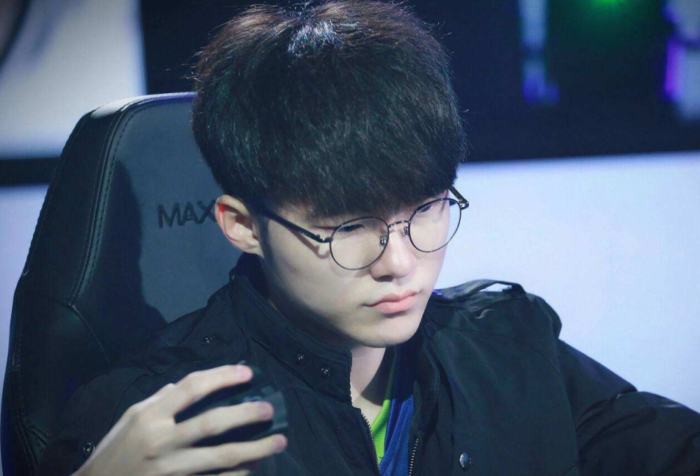 约基奇和字 约基奇和字