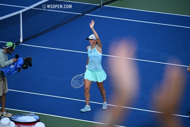 彩的个人突 彩的个人突